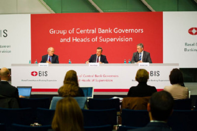 O Banco de Compensações Internacionais (BIS, sigla em inglês), pode permitir que os bancos mantenham até 1% de suas reservas em Bitcoin. 