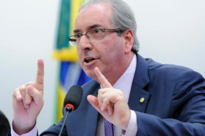 Após Lula lembrar impeachment, Cunha diz que Brasil teve 'golpe de sorte'